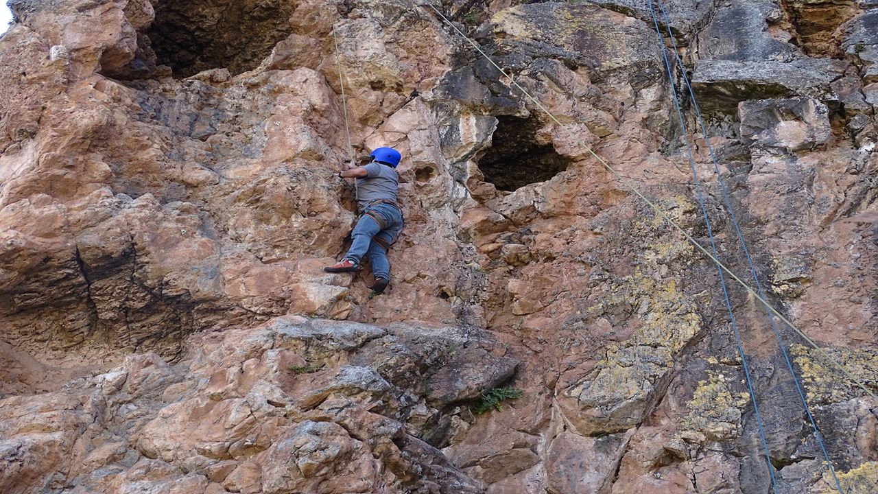 Balcony Of The Devil Rock Climbing (8)