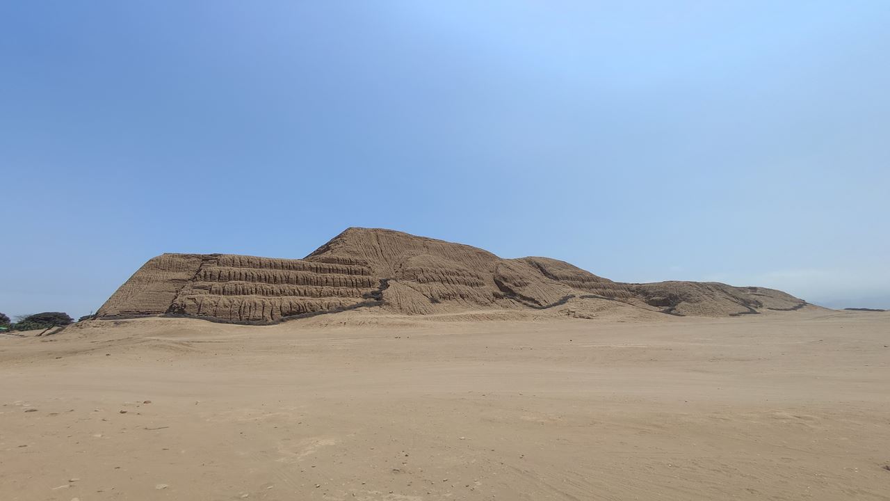 Templos Do Sol E Da Lua Do Porto Salaverry foto 2