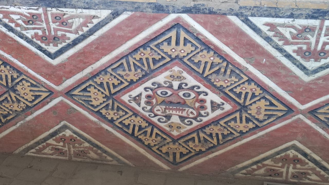 Templos Do Sol E Da Lua Do Porto Salaverry foto 3