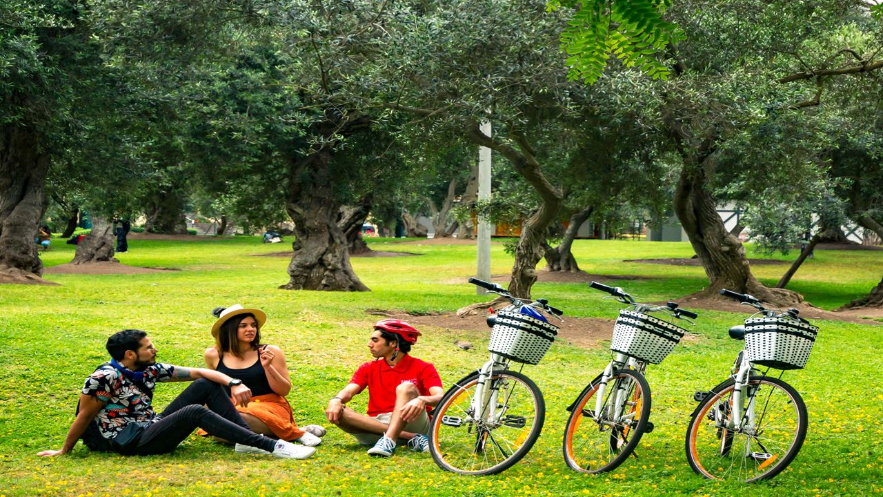 Miraflores And San Isidro Bike Tour (3)