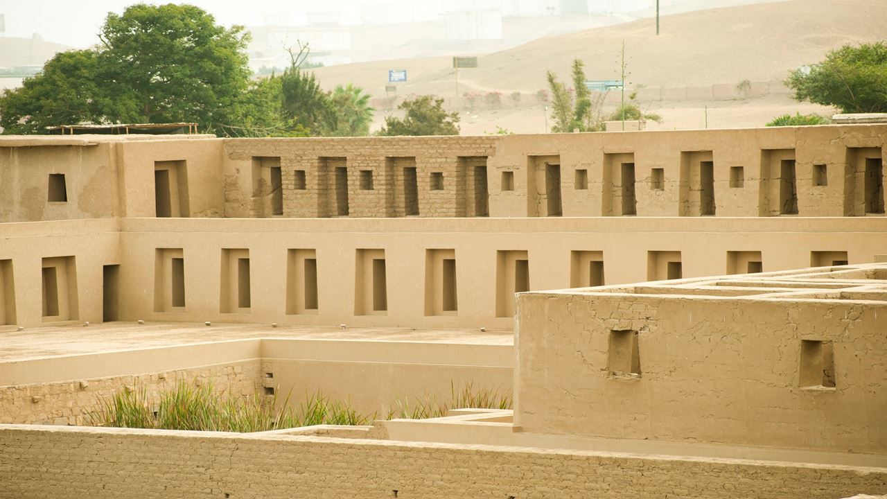 Pachacamac Ruins And Barranco (0)