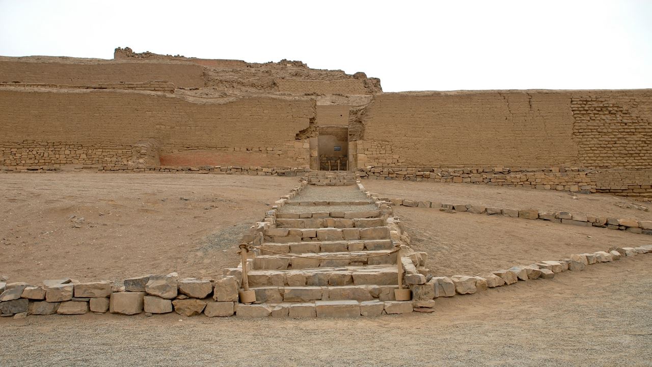 Pachacamac Ruins And Barranco (6)