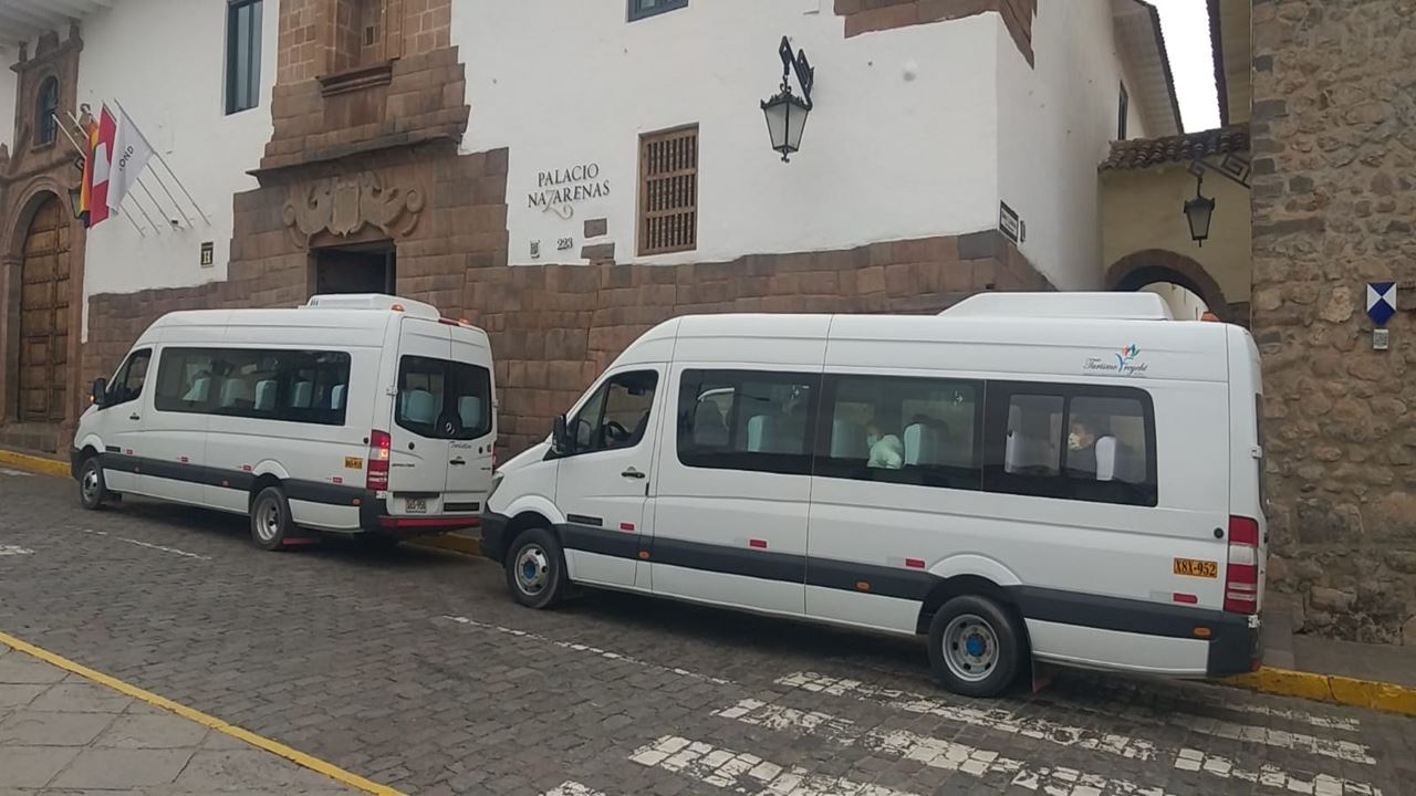 Transferência Para A Cidade Da Estação Poroy foto 4