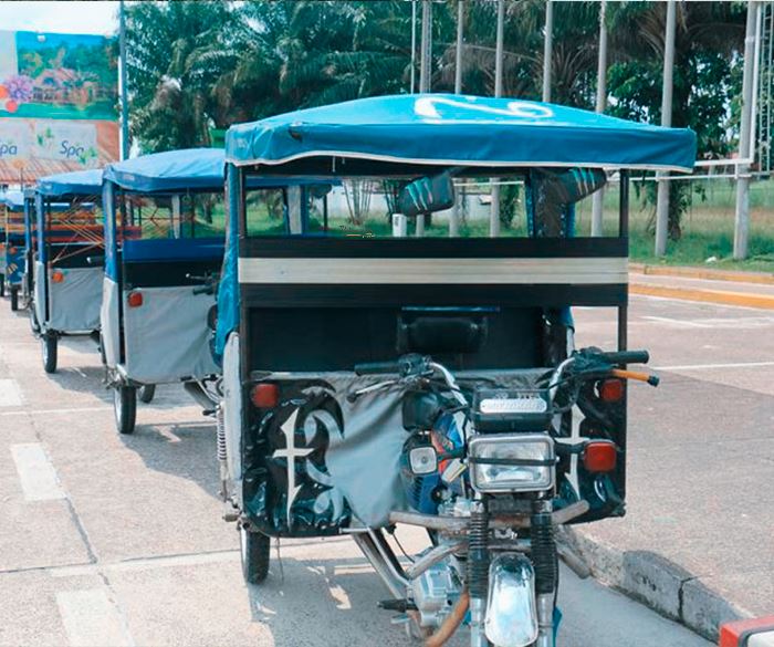 Transfer De Llegada Al Centro De La Ciudad En Tuk Tuk foto 1