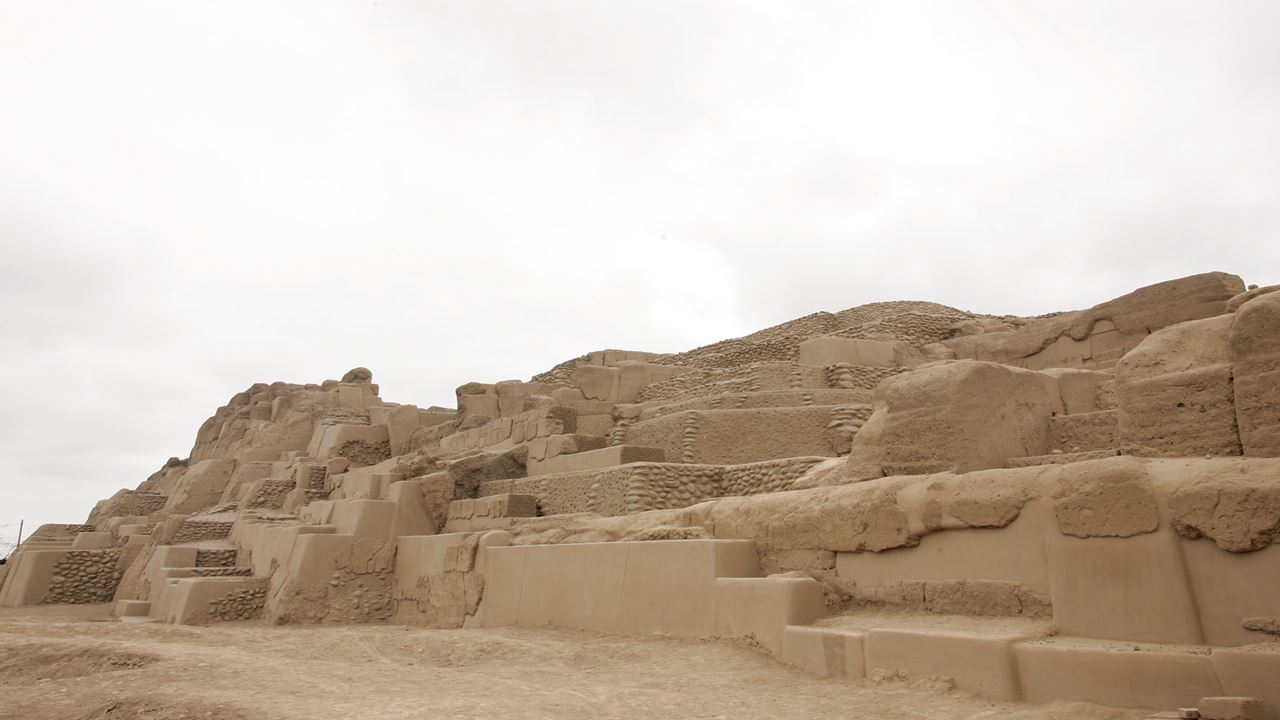 Huaca Pucllana And Mateo Salado (6)