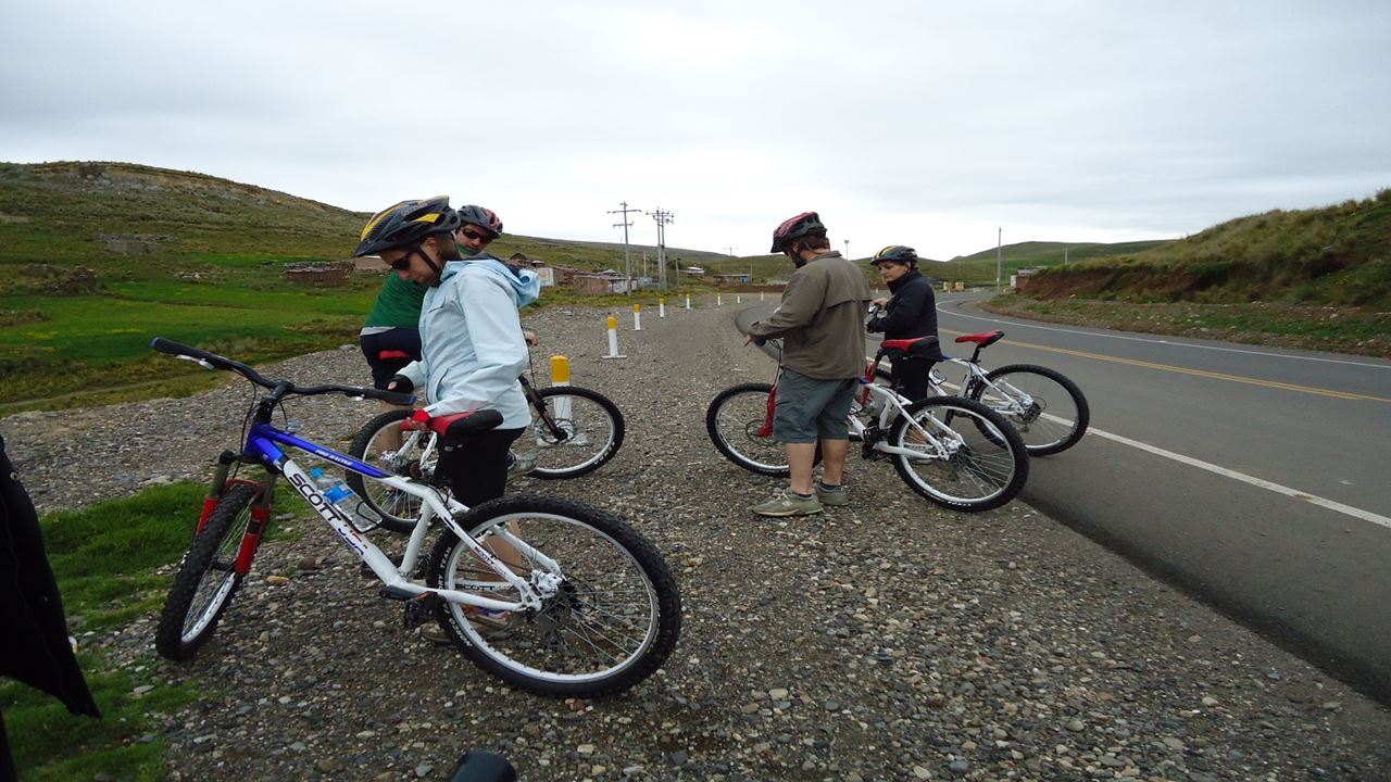 Tumbas De Sillustani En Bicicleta De Montaña foto 5