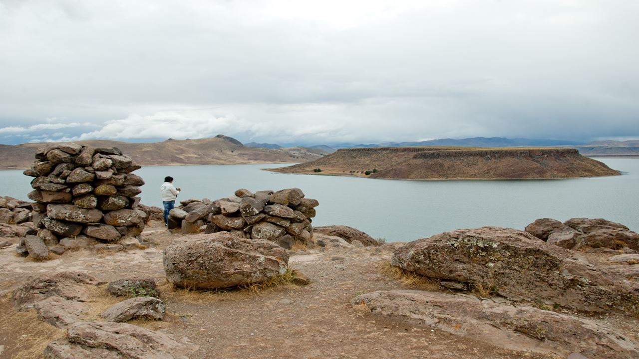 Tour To Sillustani Pre Inca Tombs foto 5