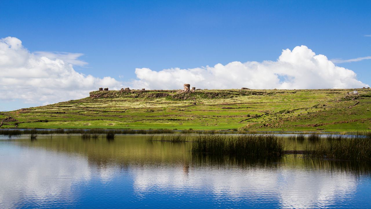 Tour To Sillustani Pre Inca Tombs foto 7