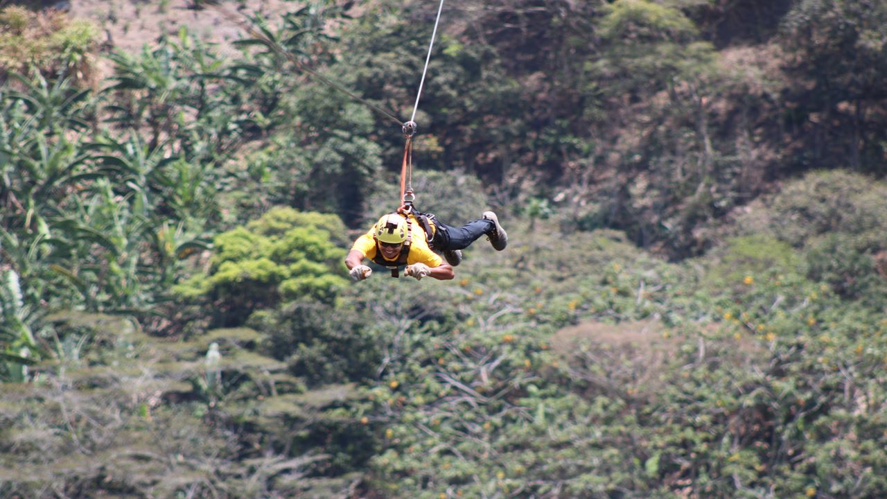 Zipline At Santa Teresa Machu Picchu (2)